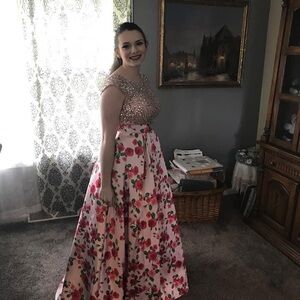 Elegant Floral Evening Gown